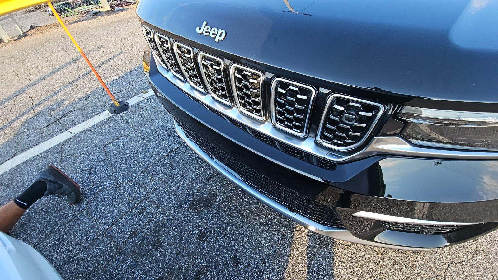 2022 Jeep Grand Cherokee Summit Reserve AWD