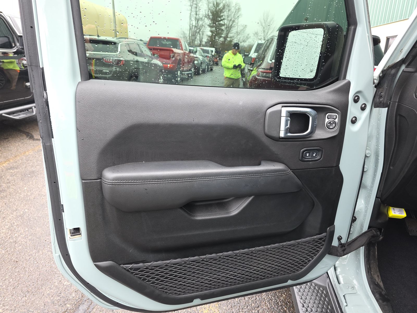 2023 Jeep Wrangler Sahara Altitude AWD