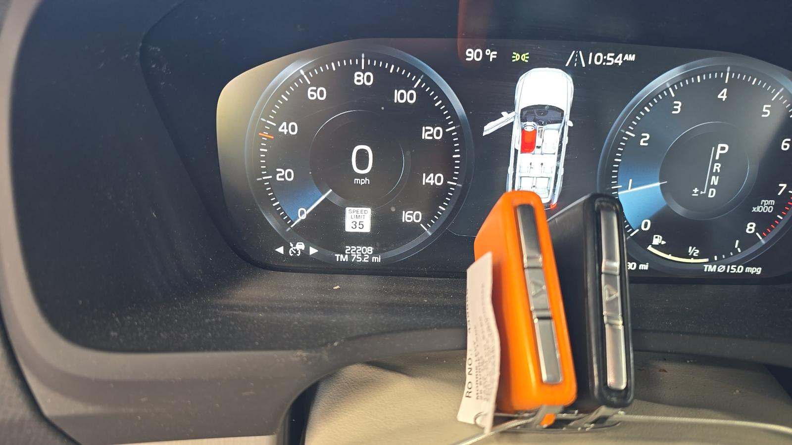 2022 Volvo XC90 T5 Momentum AWD