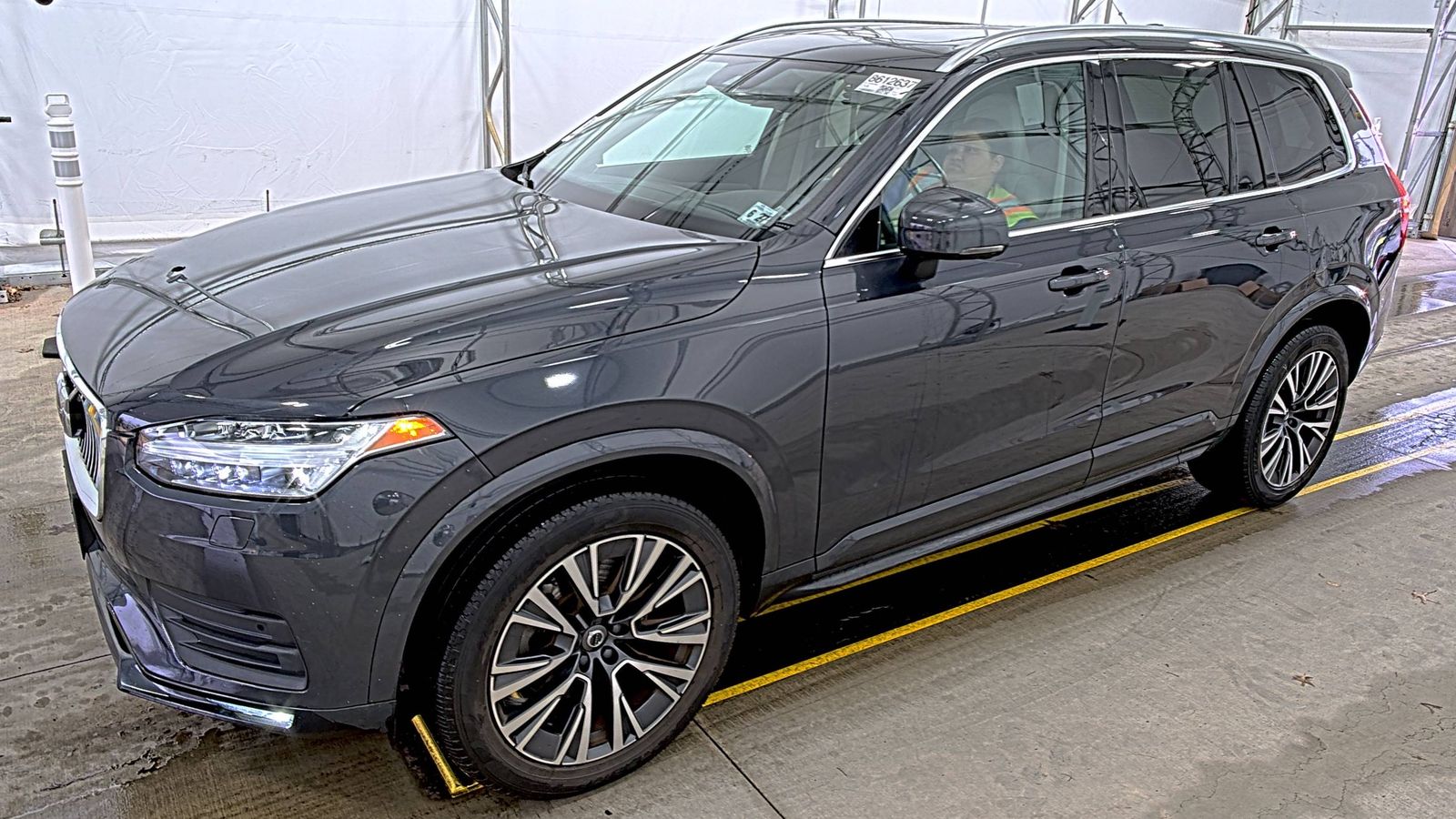 2022 Volvo XC90 T5 Momentum AWD