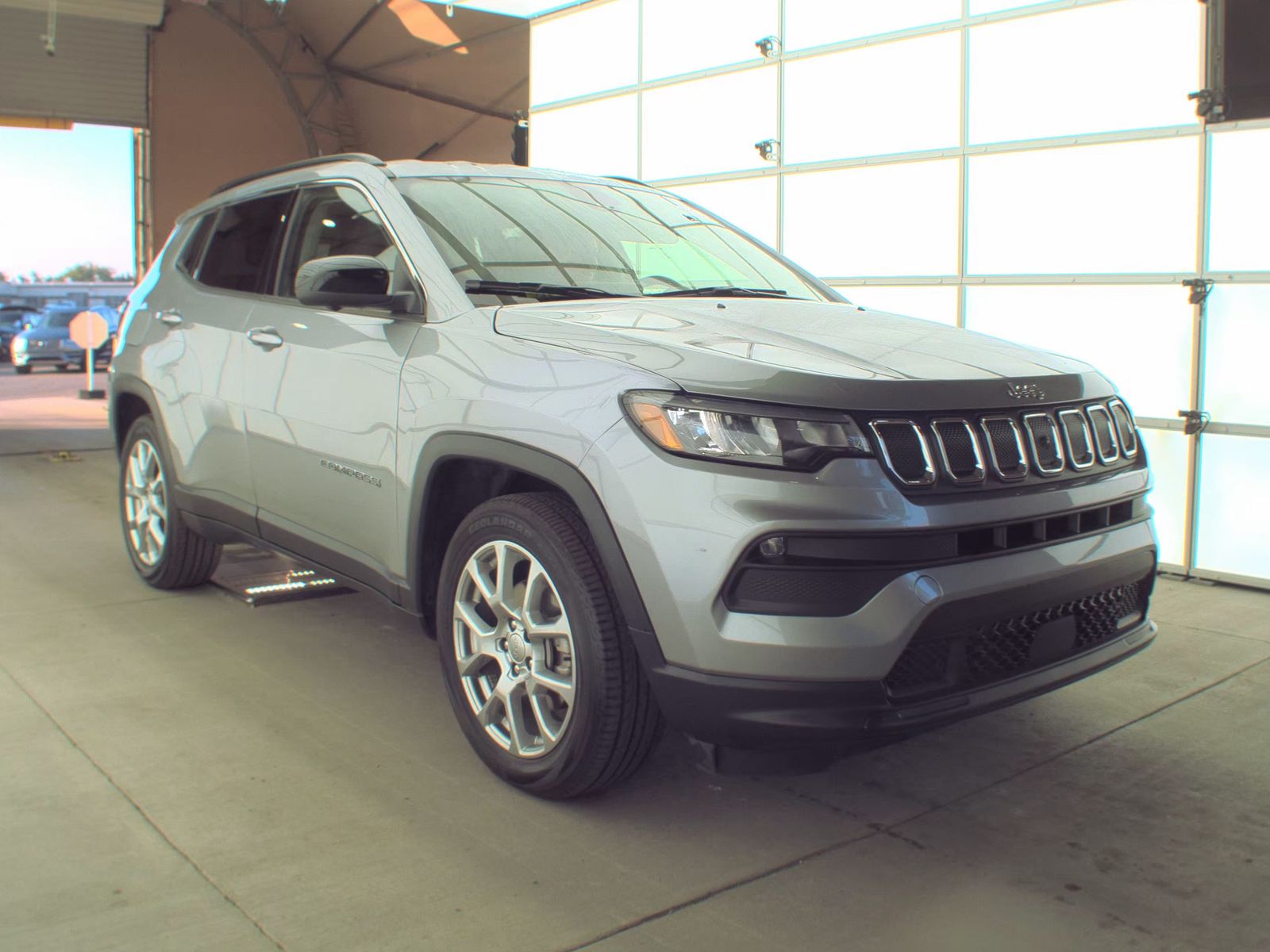 2022 Jeep Compass Latitude Lux AWD
