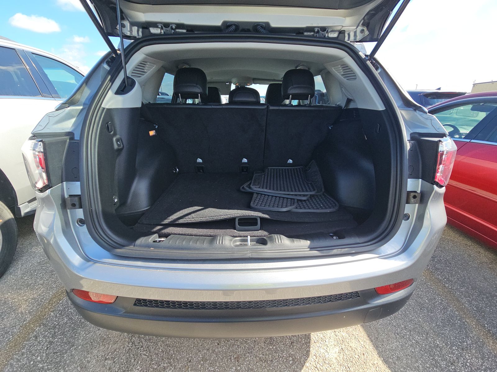 2022 Jeep Compass Latitude Lux AWD