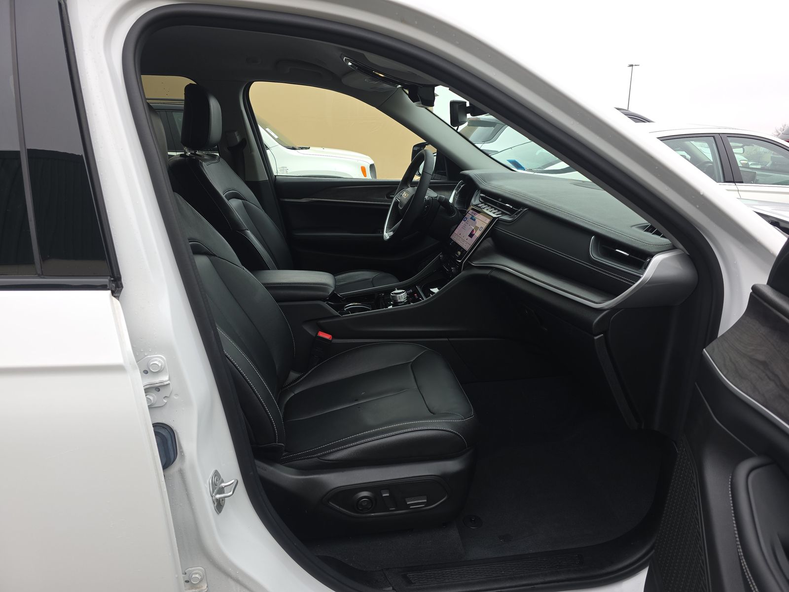 2023 Jeep Grand Cherokee Limited AWD