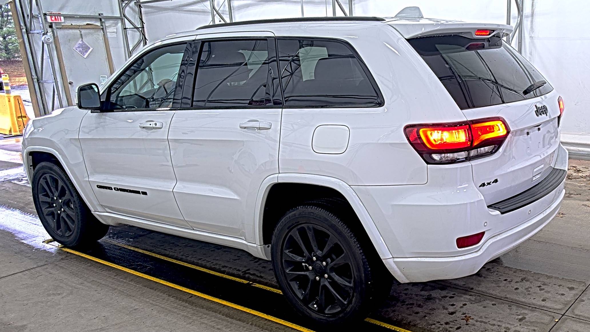2022 Jeep Grand Cherokee Laredo X AWD