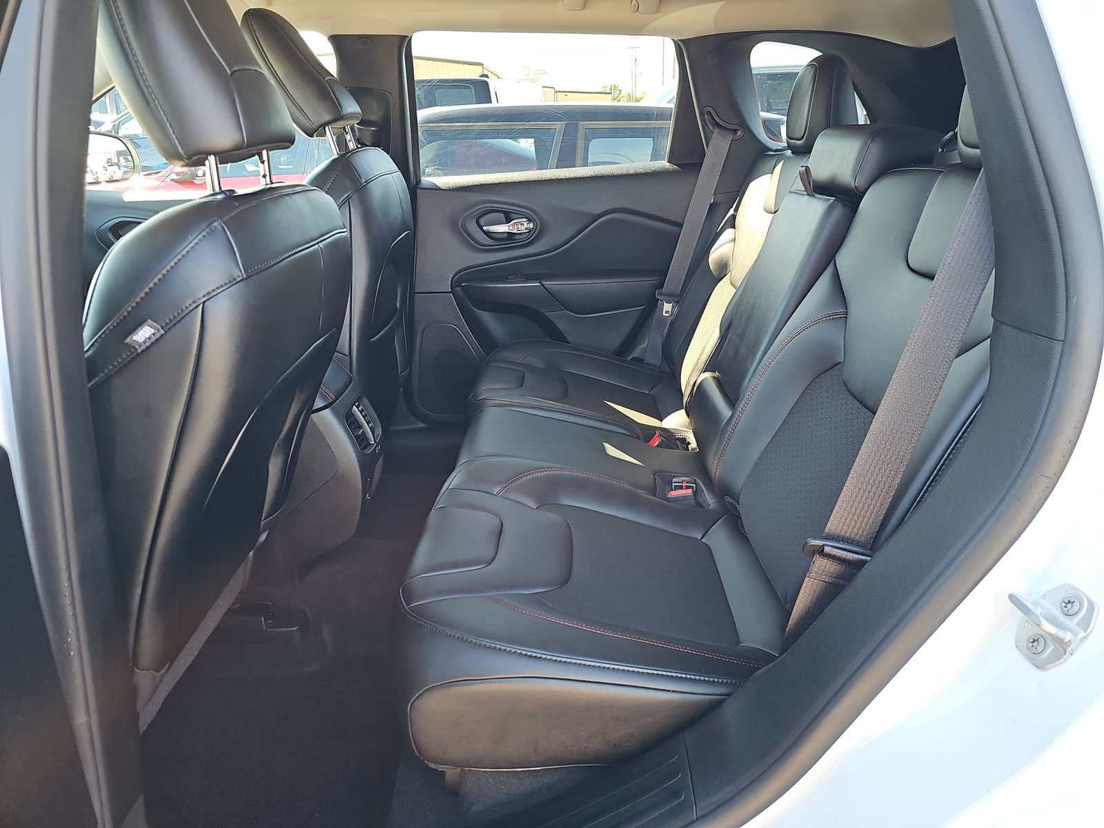 2022 Jeep Cherokee Trailhawk AWD