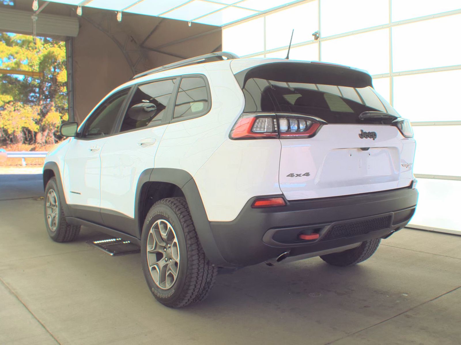 2022 Jeep Cherokee Trailhawk AWD
