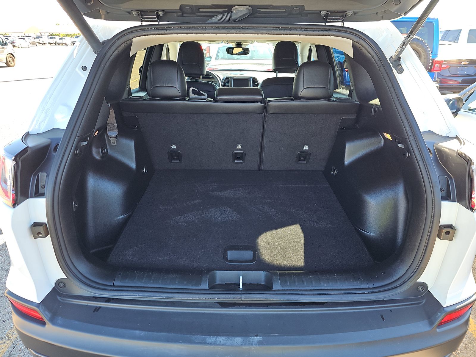 2022 Jeep Cherokee Trailhawk AWD