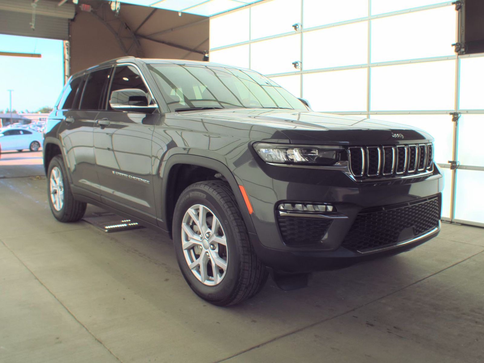 2022 Jeep Grand Cherokee Limited AWD
