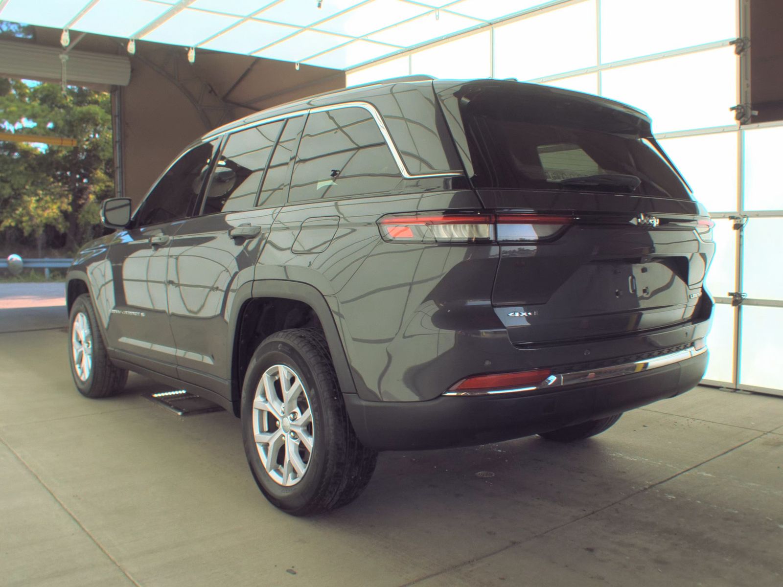 2022 Jeep Grand Cherokee Limited AWD