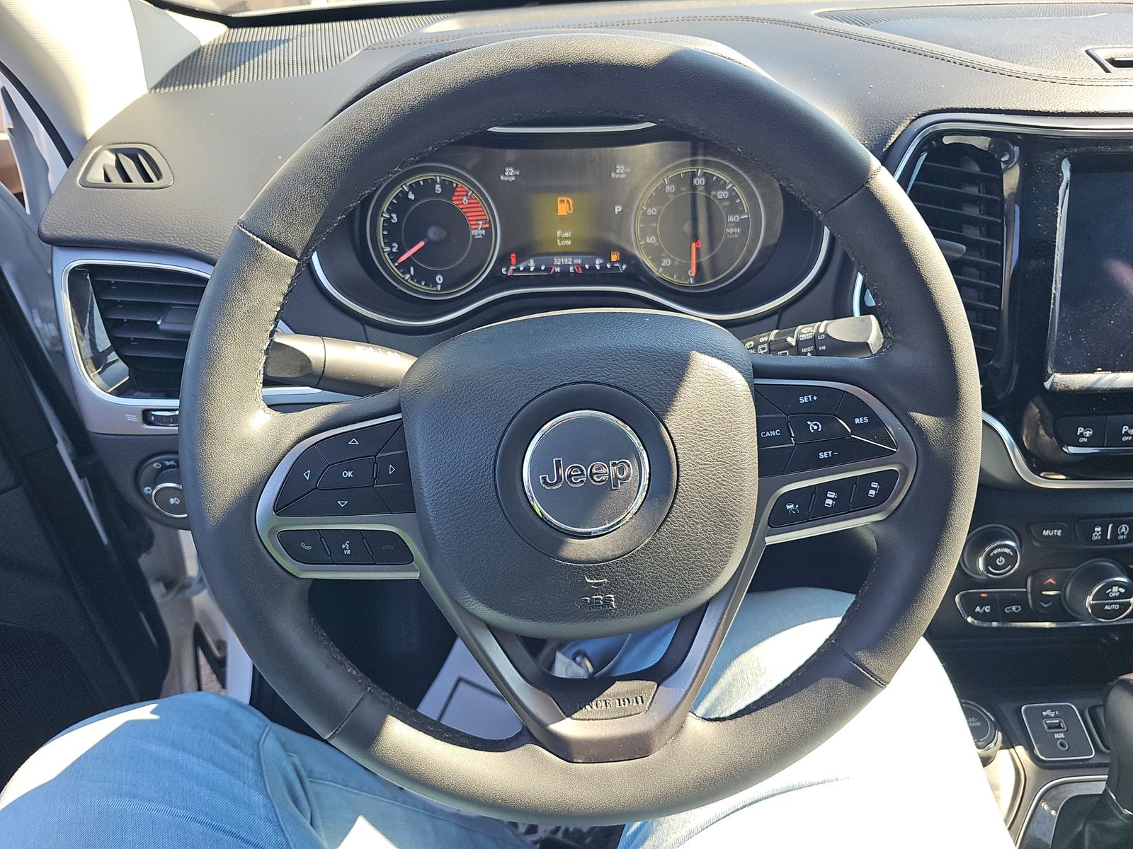 2022 Jeep Cherokee Limited AWD