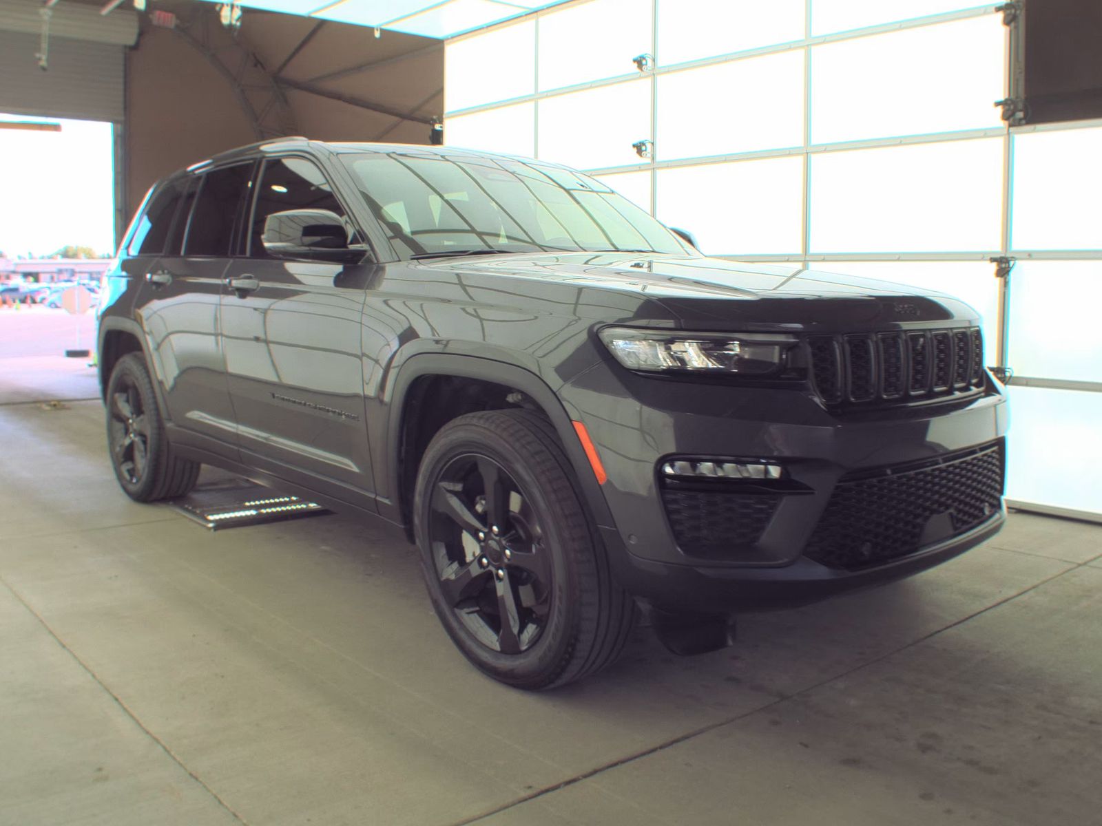 2023 Jeep Grand Cherokee Limited AWD