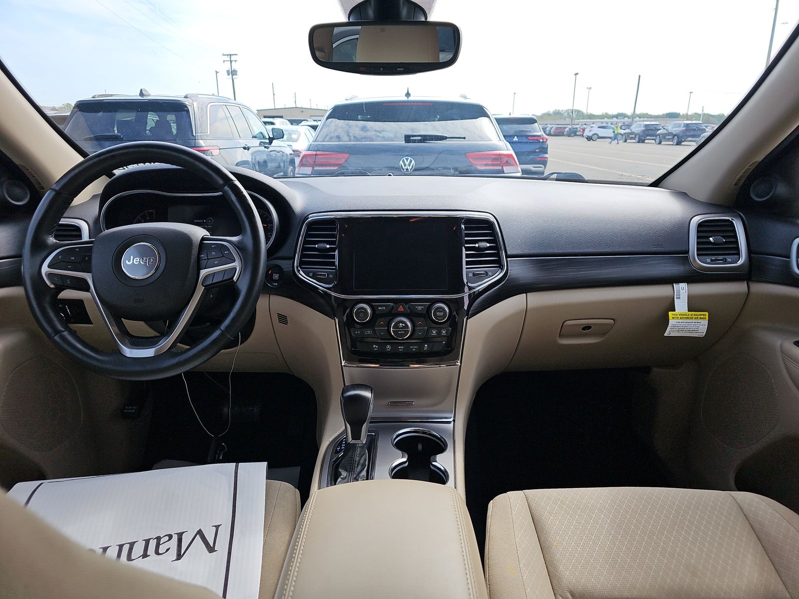 2022 Jeep Grand Cherokee Laredo E AWD