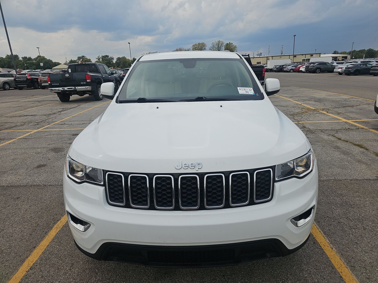 2022 Jeep Grand Cherokee Laredo E AWD