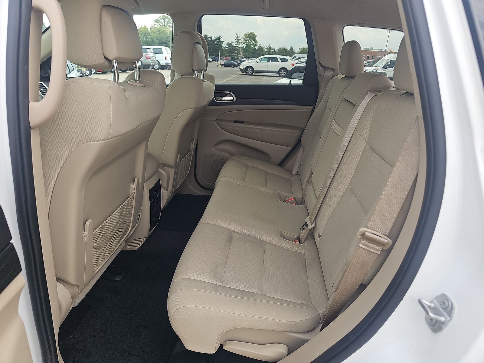 2022 Jeep Grand Cherokee Laredo E AWD