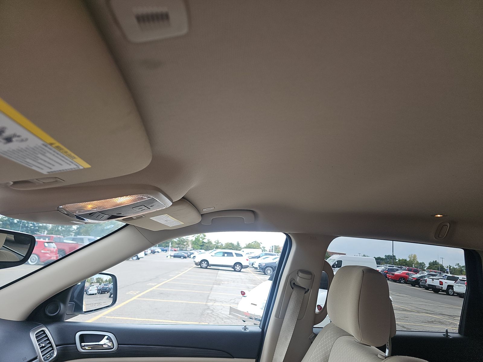 2022 Jeep Grand Cherokee Laredo E AWD