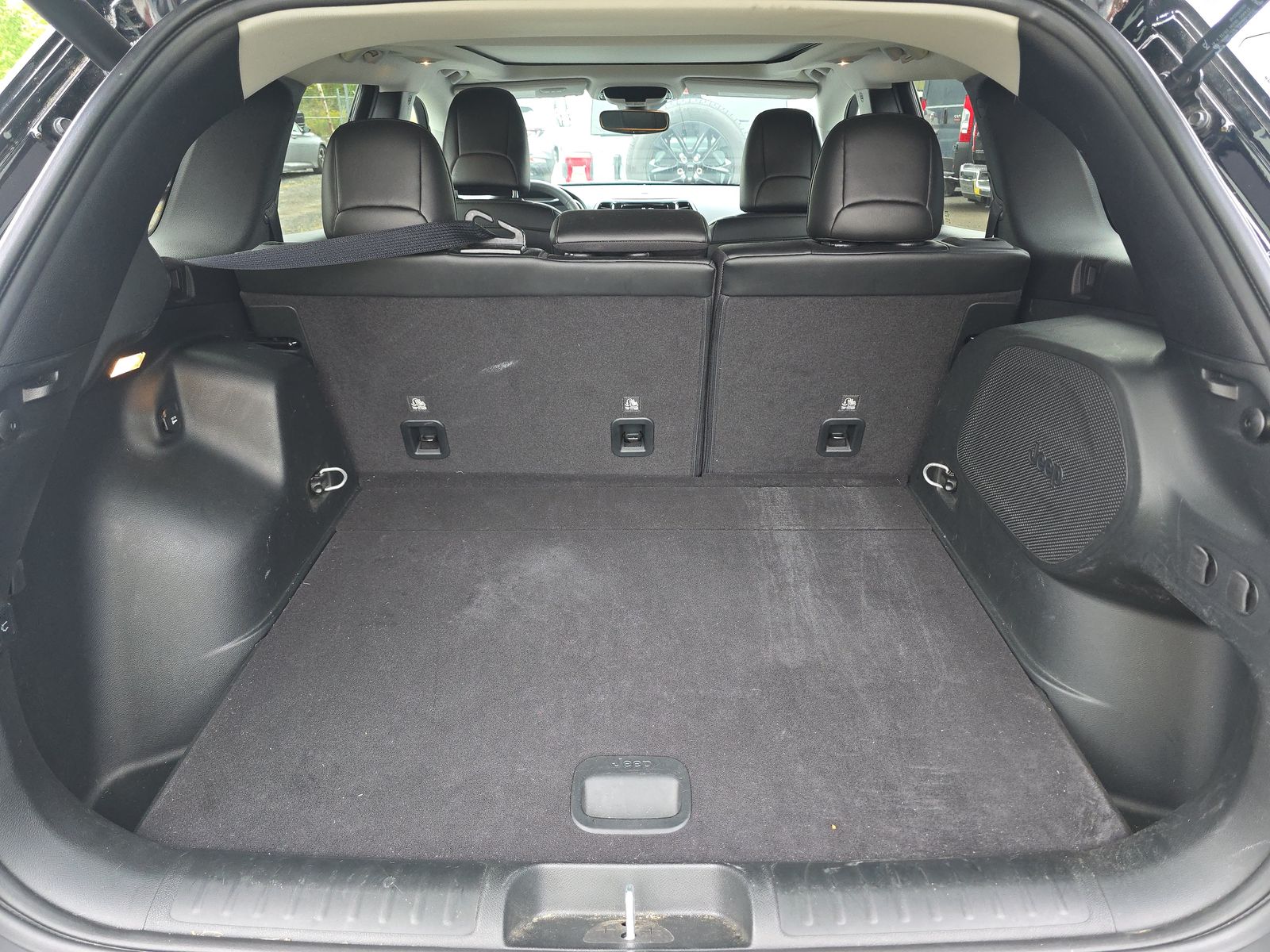 2022 Jeep Cherokee Limited AWD