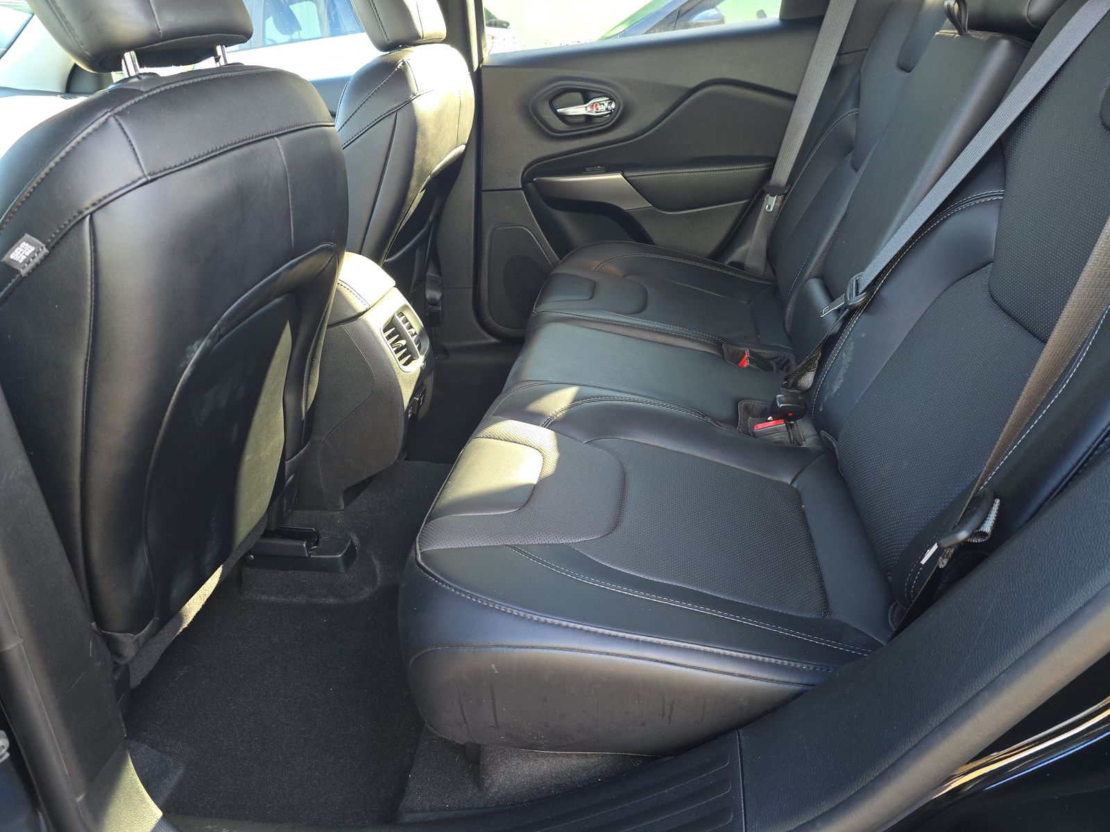 2022 Jeep Cherokee Limited AWD