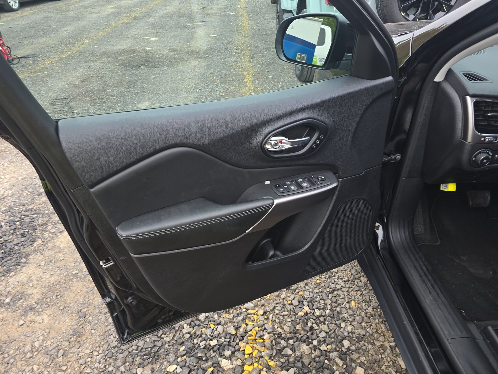 2022 Jeep Cherokee Limited AWD