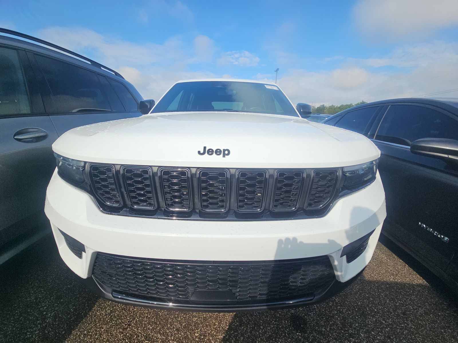 2022 Jeep Grand Cherokee Altitude AWD