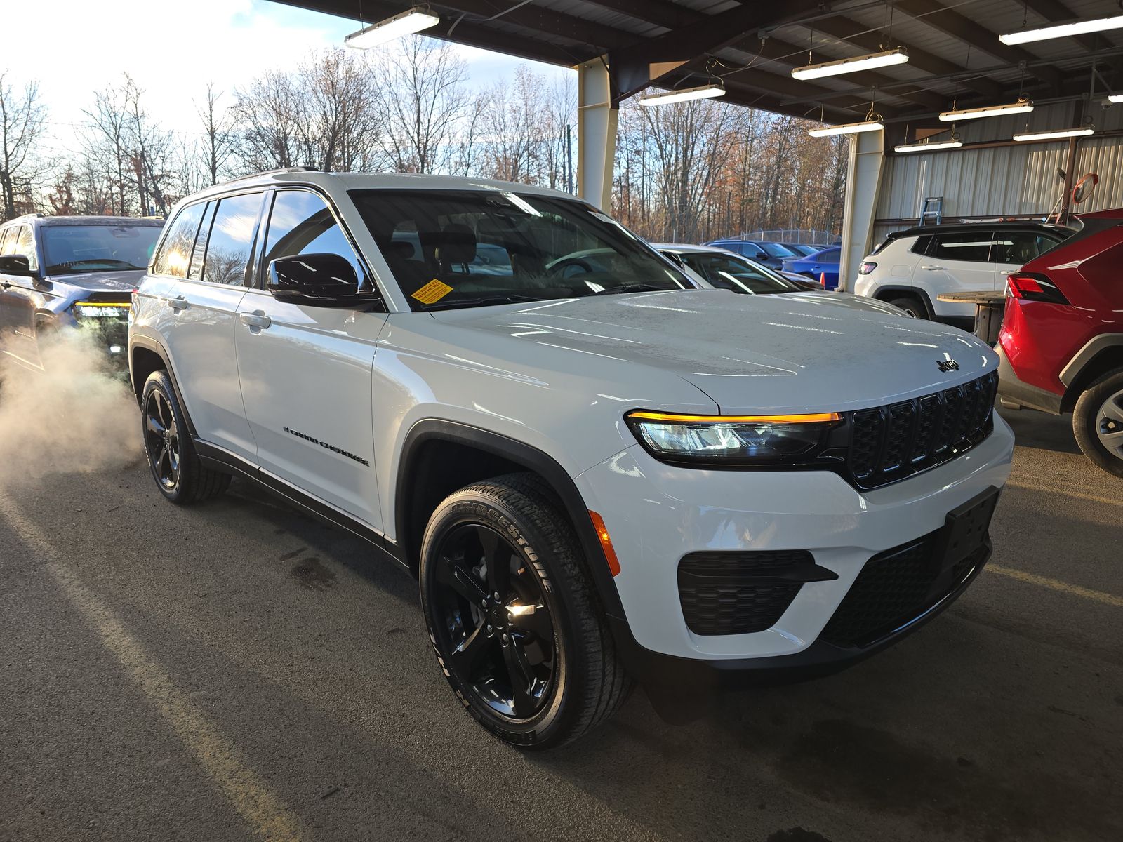 2023 Jeep Grand Cherokee Altitude AWD