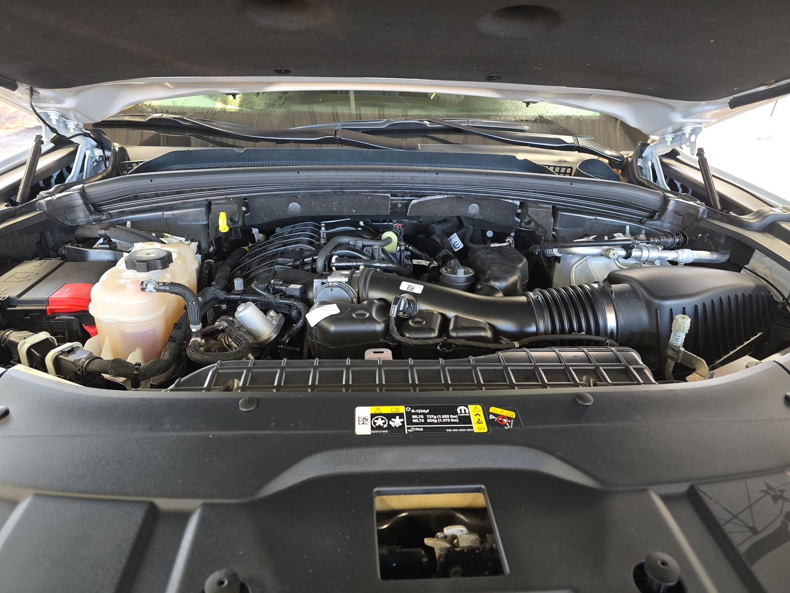 2023 Jeep Grand Cherokee Altitude AWD