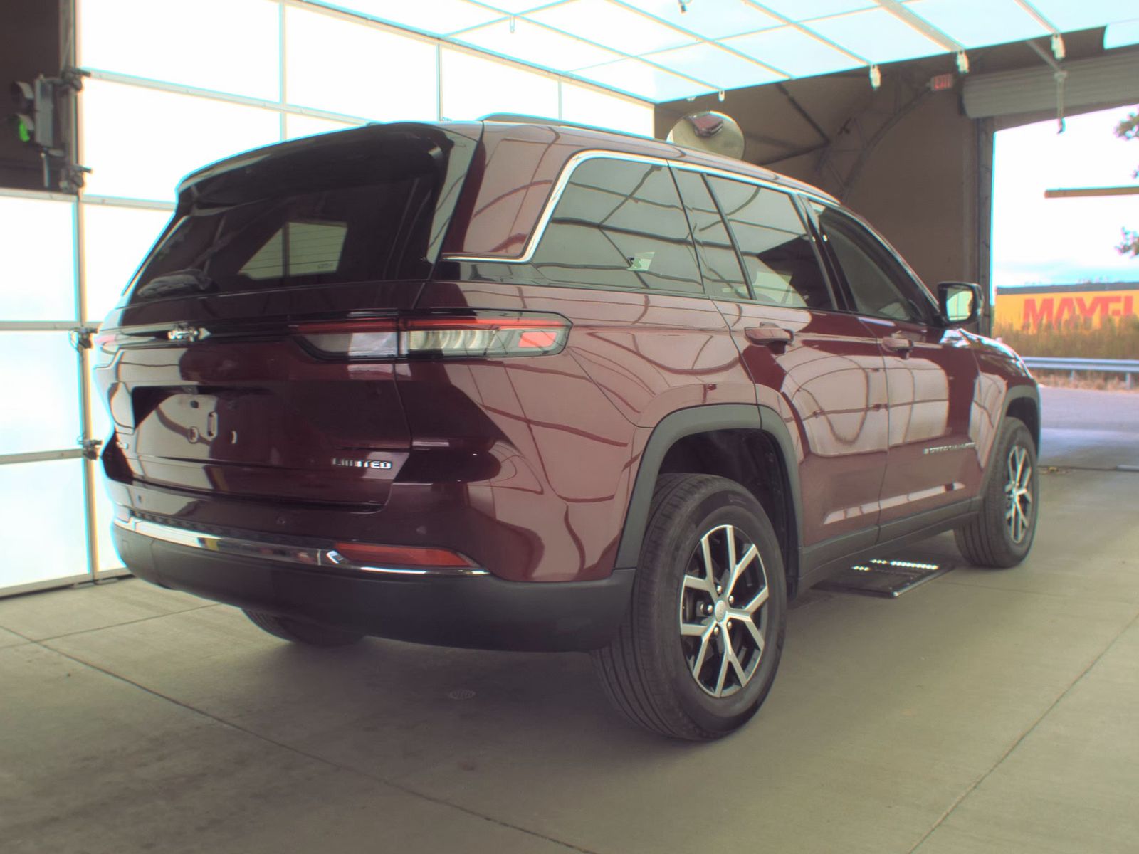 2023 Jeep Grand Cherokee Limited AWD