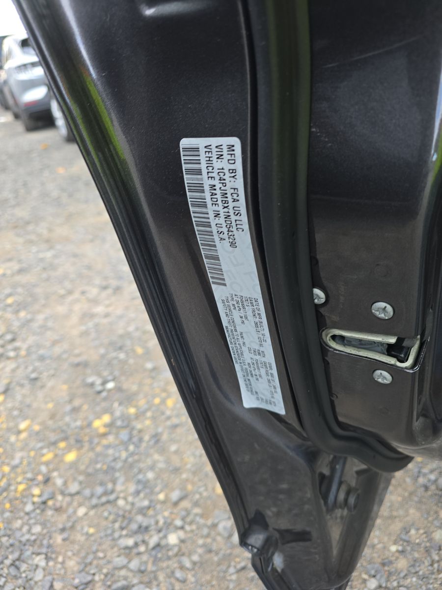 2022 Jeep Cherokee Trailhawk AWD