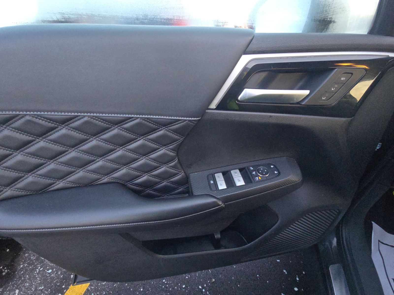 2024 Mitsubishi Outlander PHEV SEL Black Edition AWD