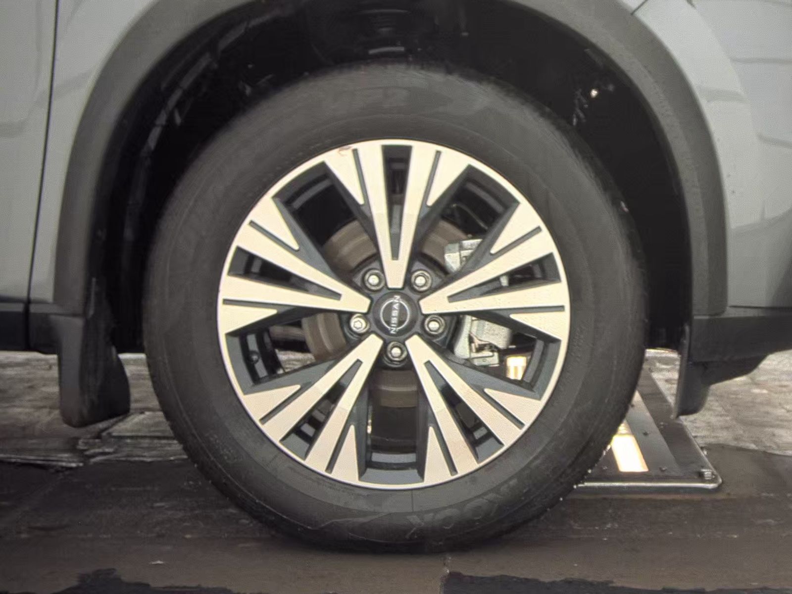 2023 Nissan Rogue SV AWD