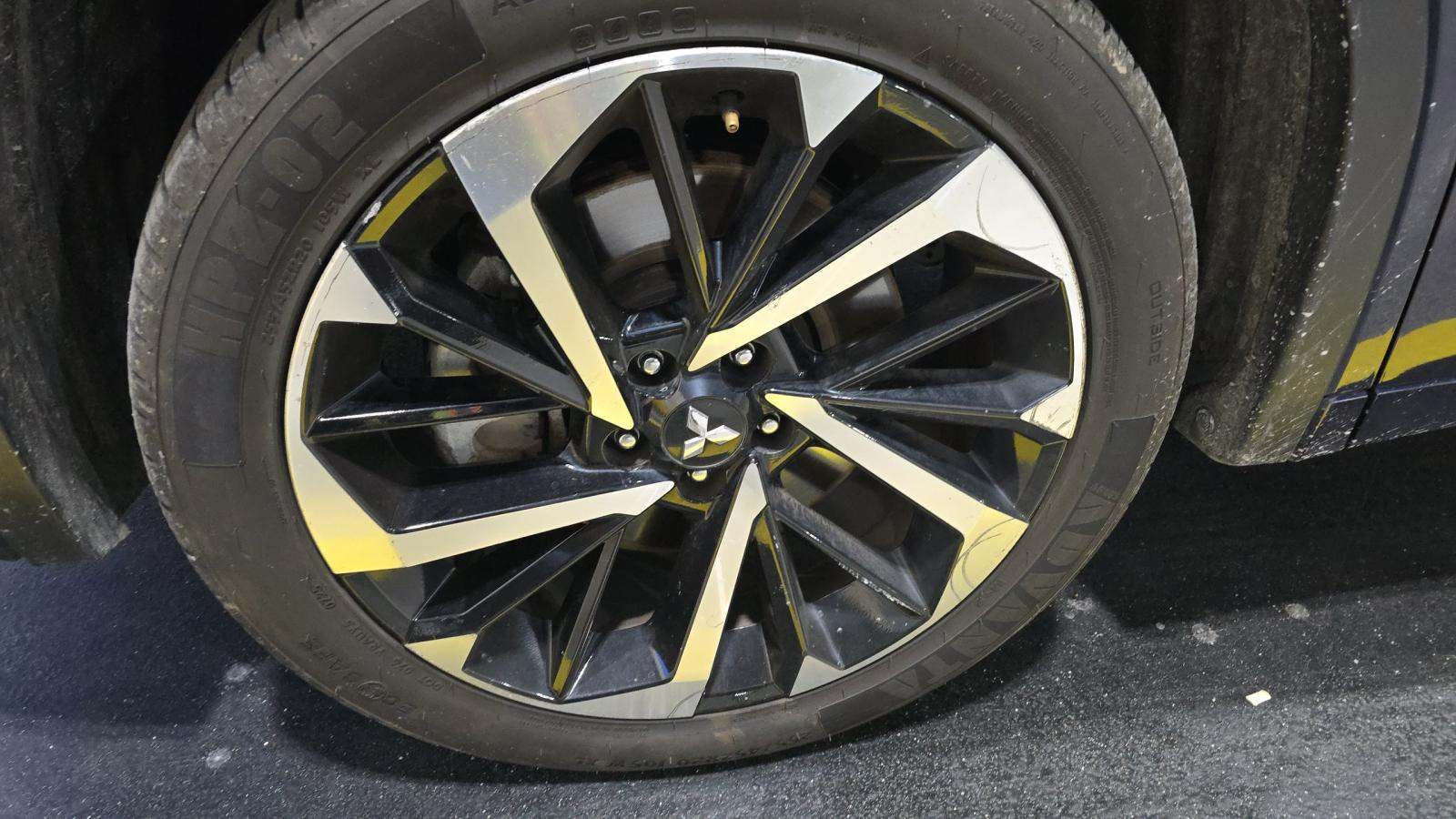 2024 Mitsubishi Outlander SEL FWD