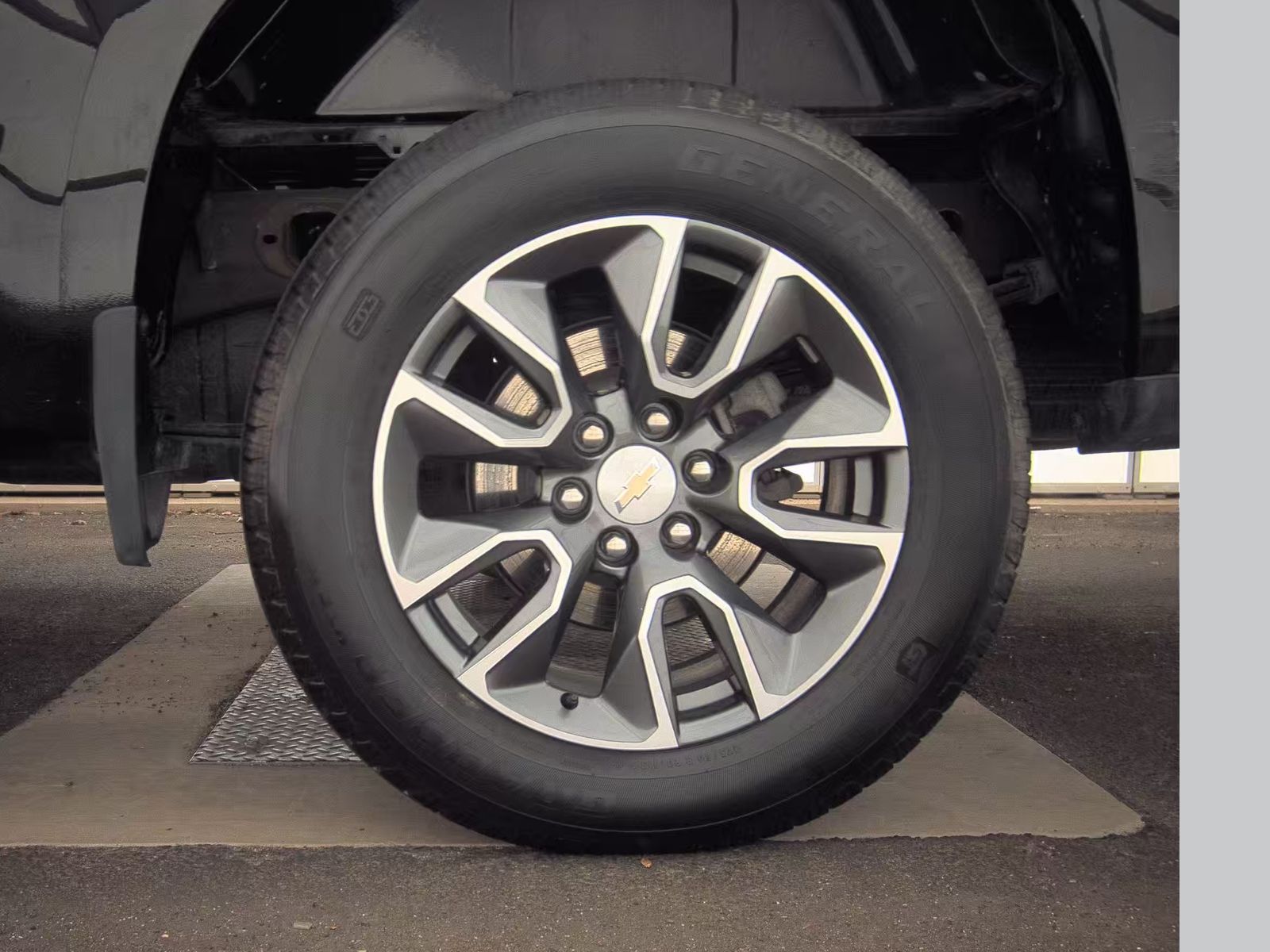 2024 Chevrolet Silverado 1500 LT AWD