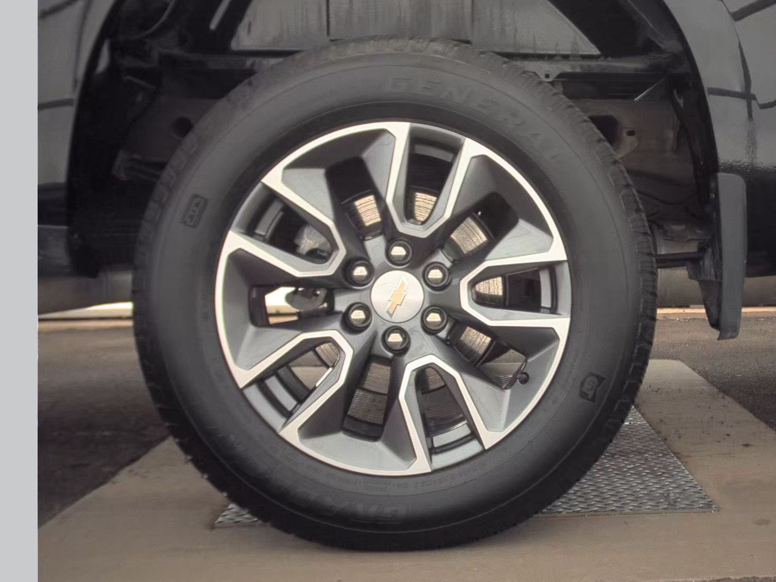 2024 Chevrolet Silverado 1500 LT AWD