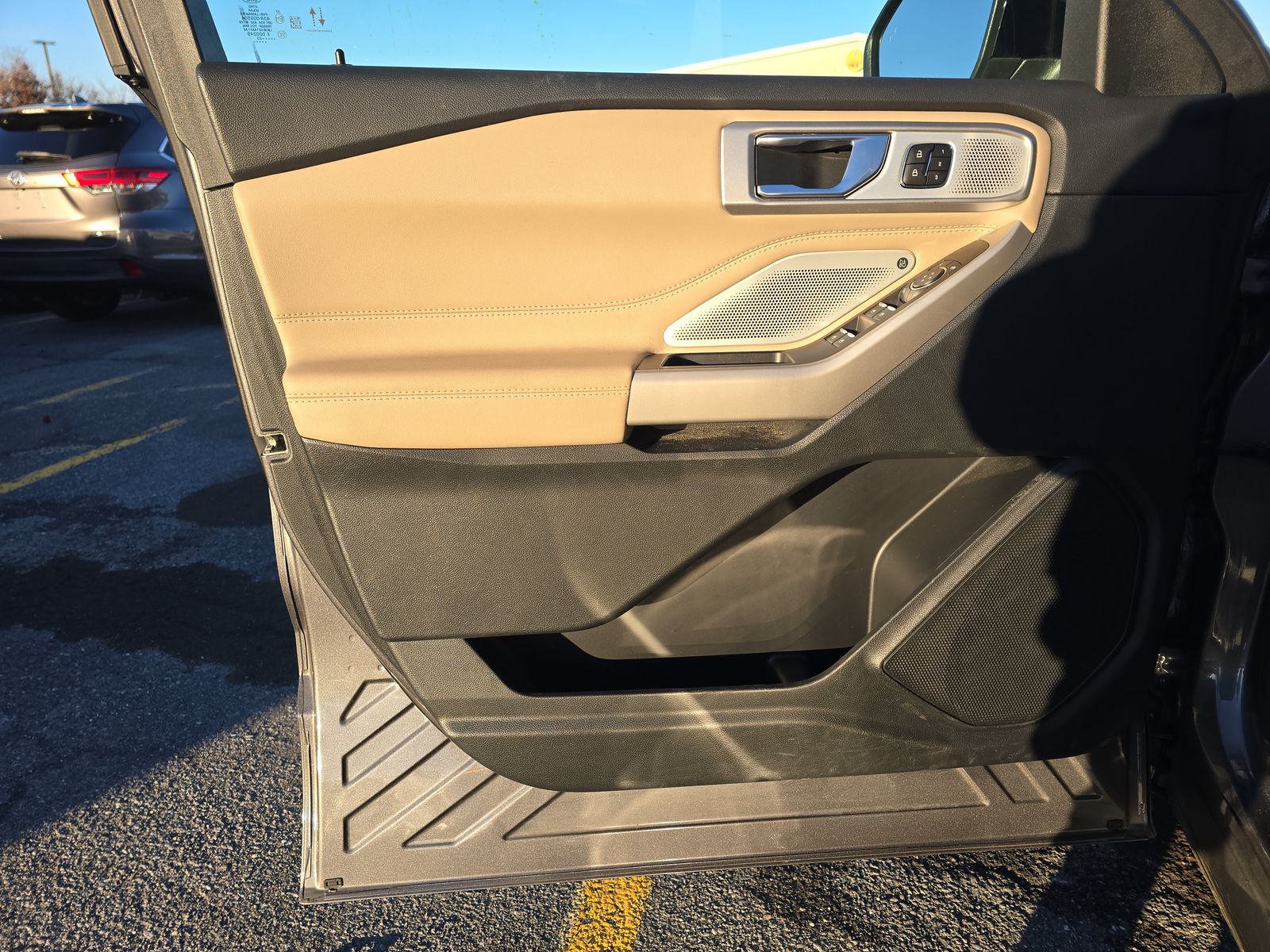 2023 Ford Explorer Limited AWD