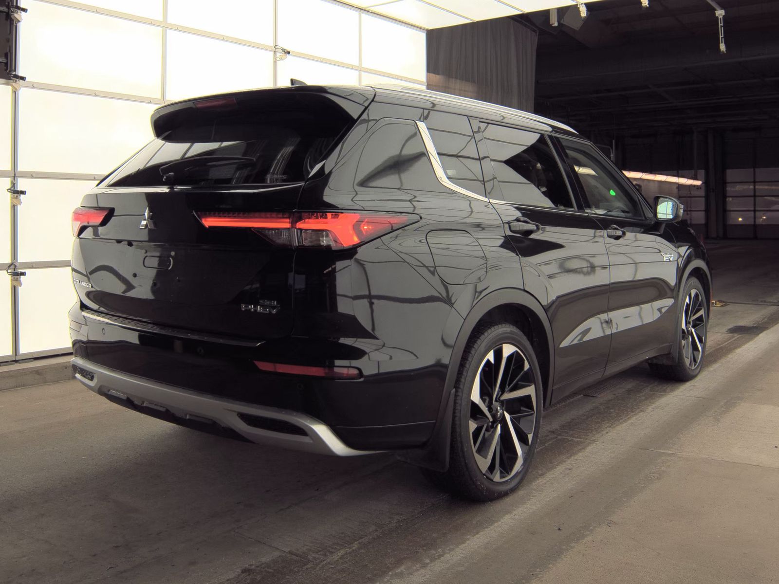 2024 Mitsubishi Outlander PHEV SEL Black Edition AWD