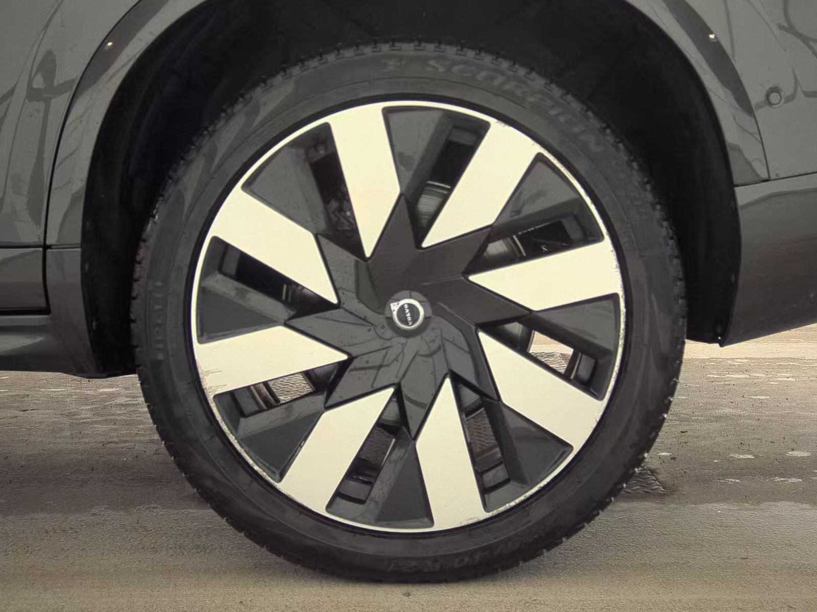 2023 Volvo XC90 Recharge T8 Ultimate AWD