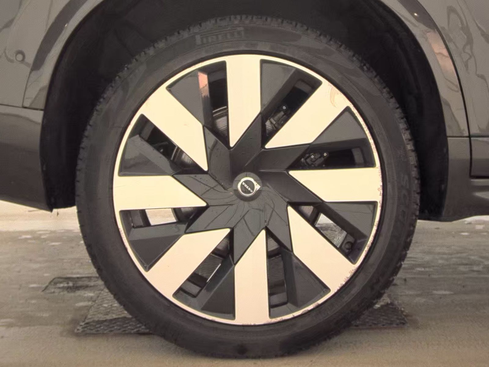 2023 Volvo XC90 Recharge T8 Ultimate AWD