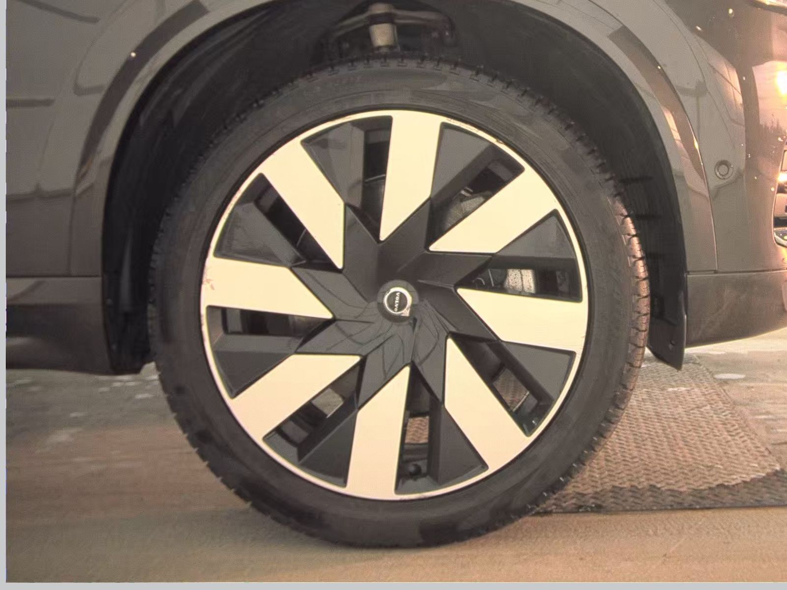 2023 Volvo XC90 Recharge T8 Ultimate AWD