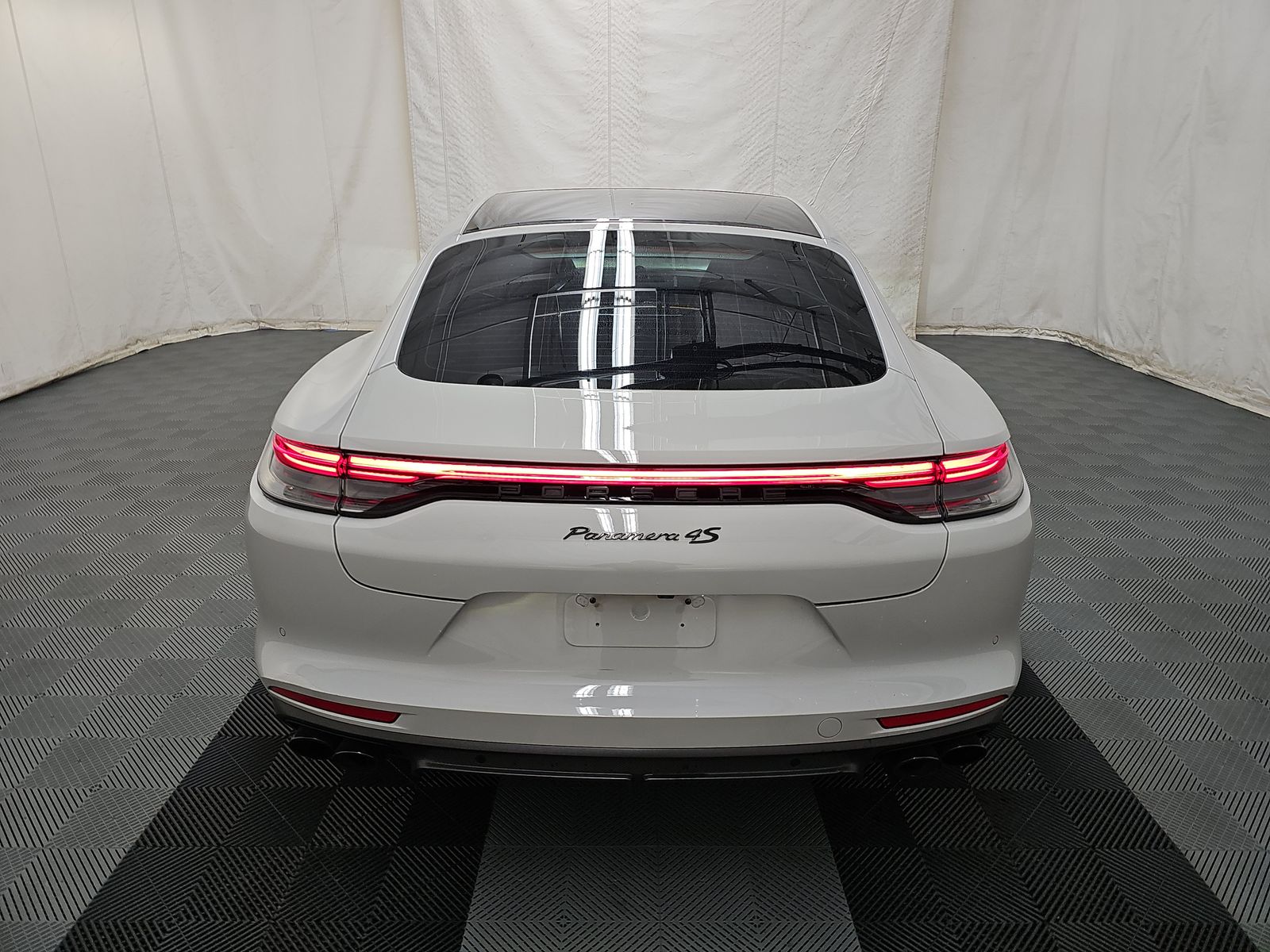 2023 Porsche Panamera 4S AWD