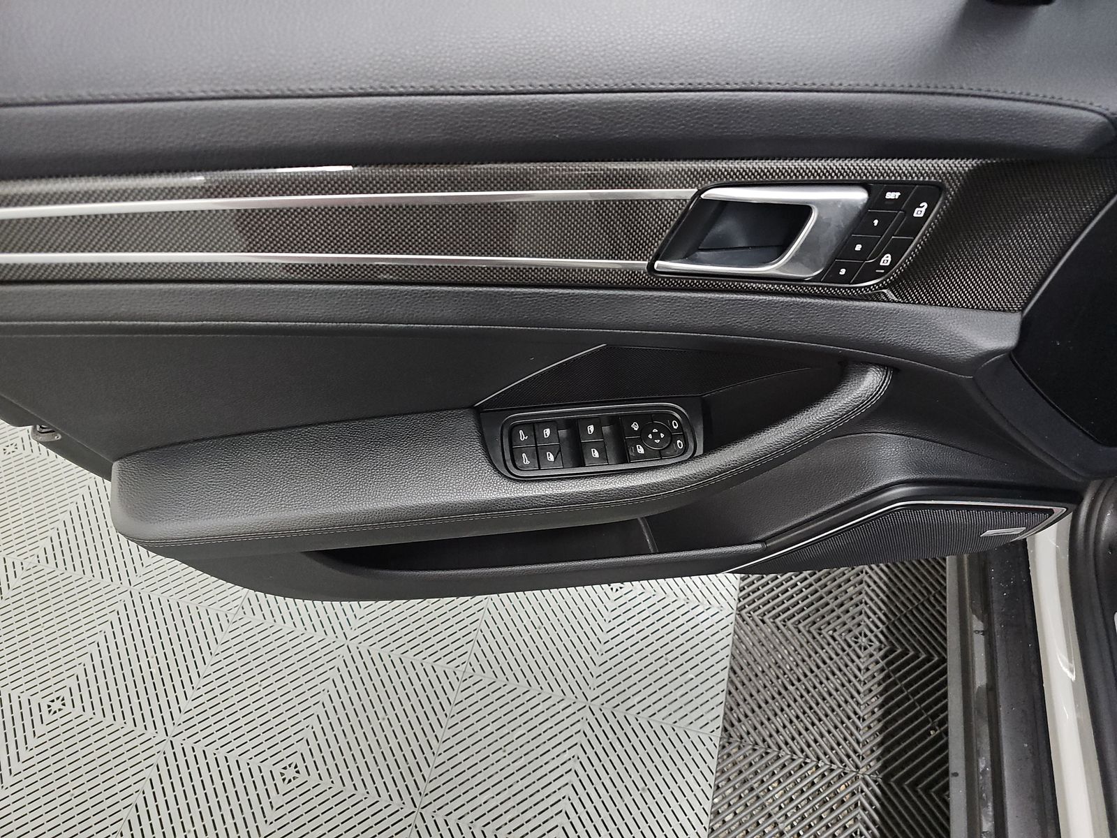 2023 Porsche Panamera 4S AWD