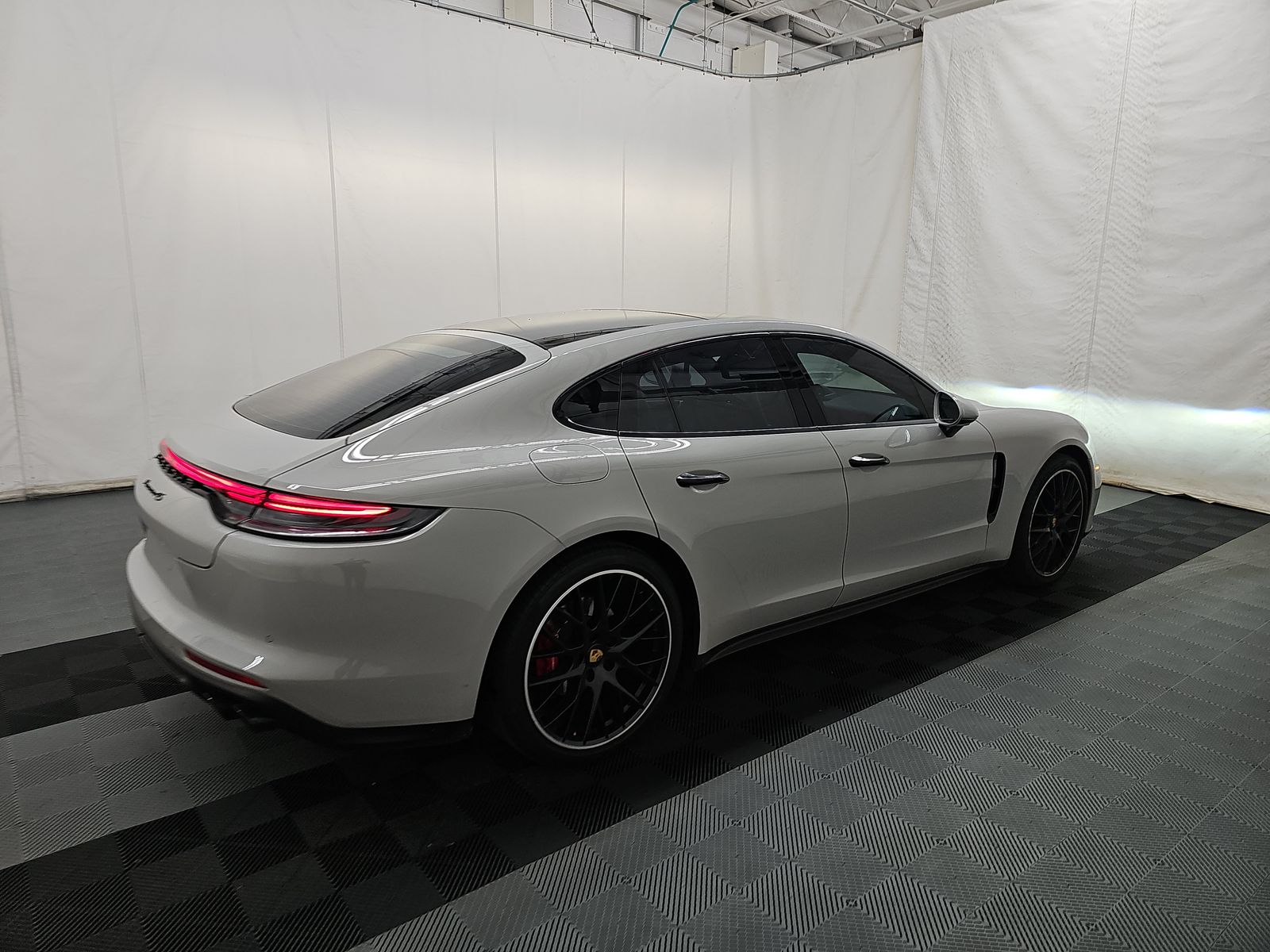 2023 Porsche Panamera 4S AWD