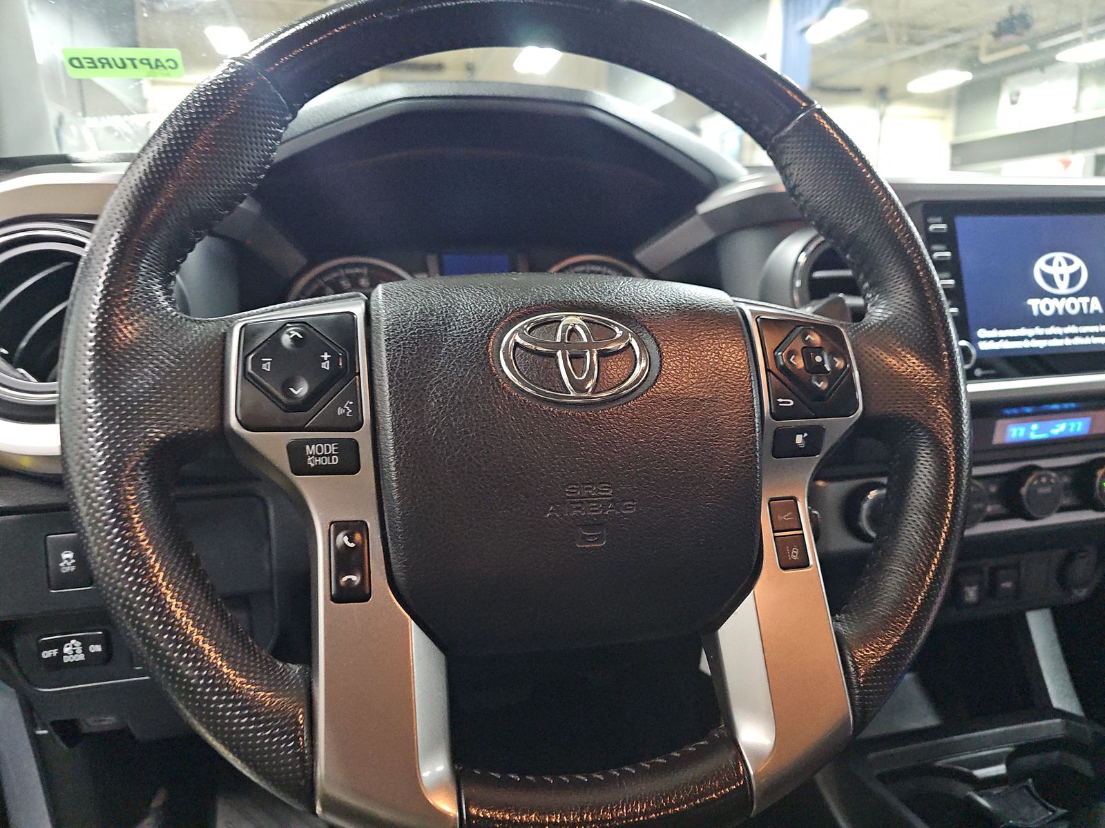 2022 Toyota Tacoma SR5 AWD