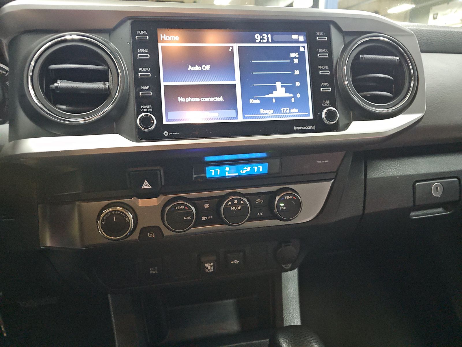 2022 Toyota Tacoma SR5 AWD