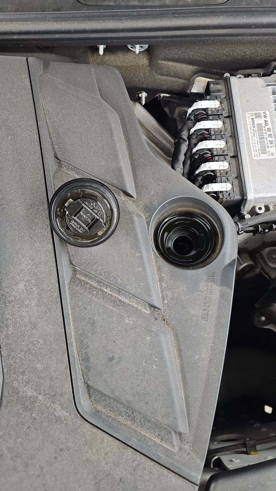 2023 Porsche Cayenne Platinum Edition AWD