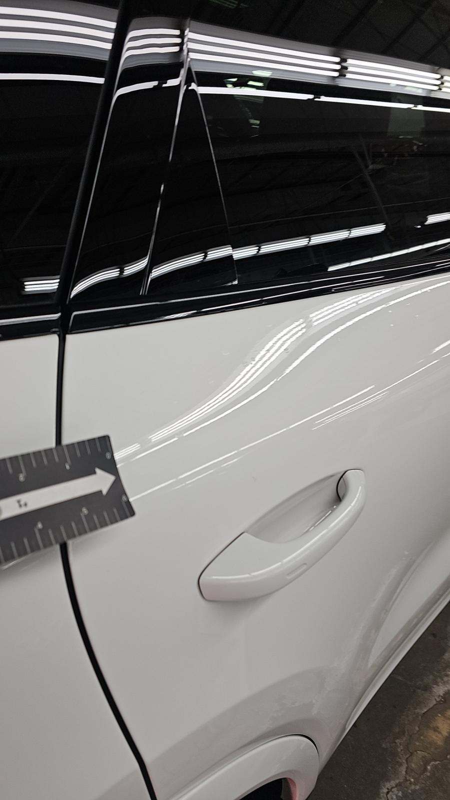 2023 Porsche Cayenne Platinum Edition AWD