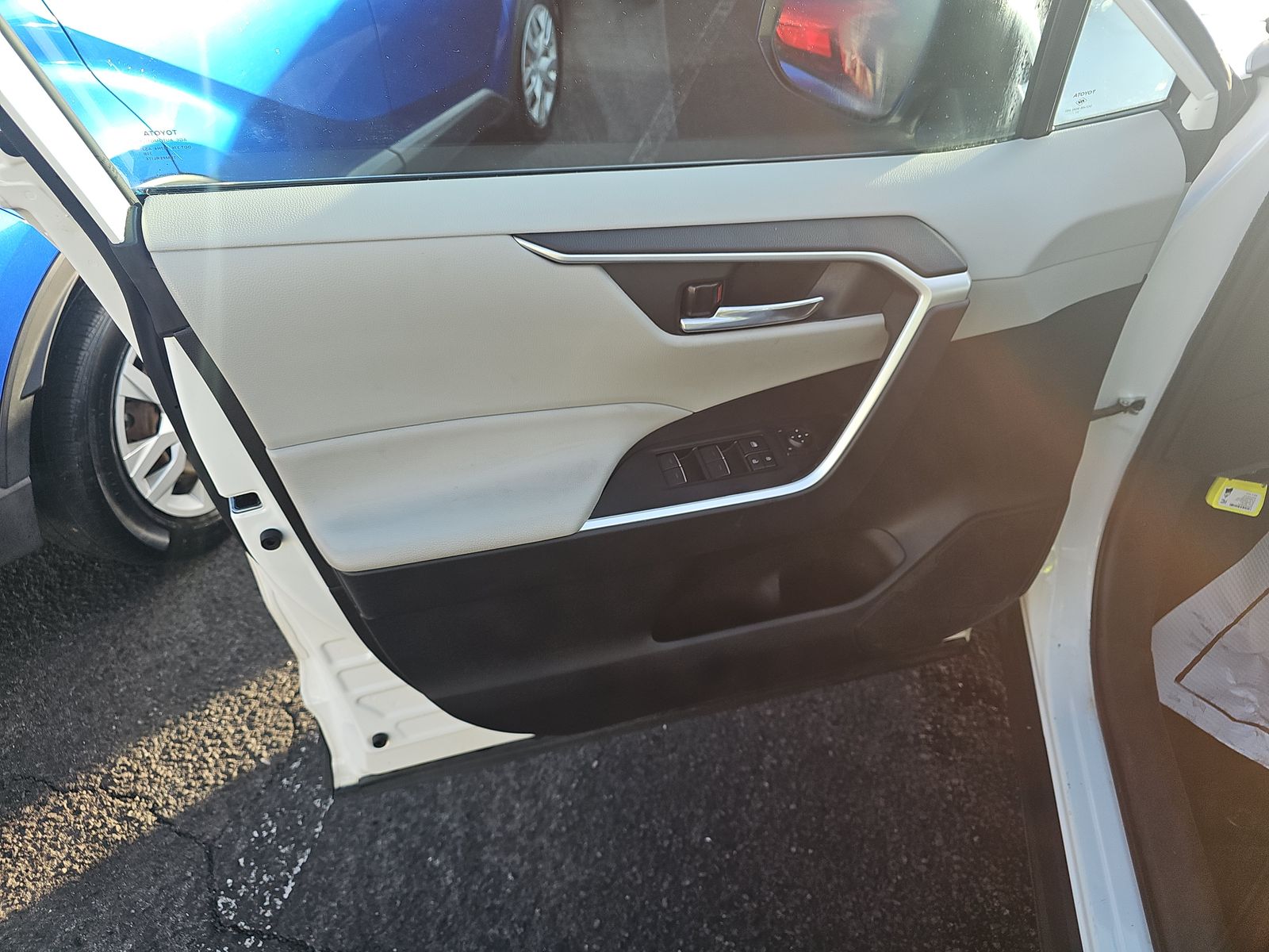 2022 Toyota RAV4 Hybrid XLE AWD