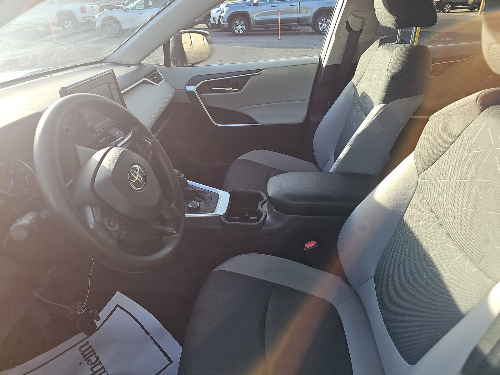 2022 Toyota RAV4 Hybrid XLE AWD