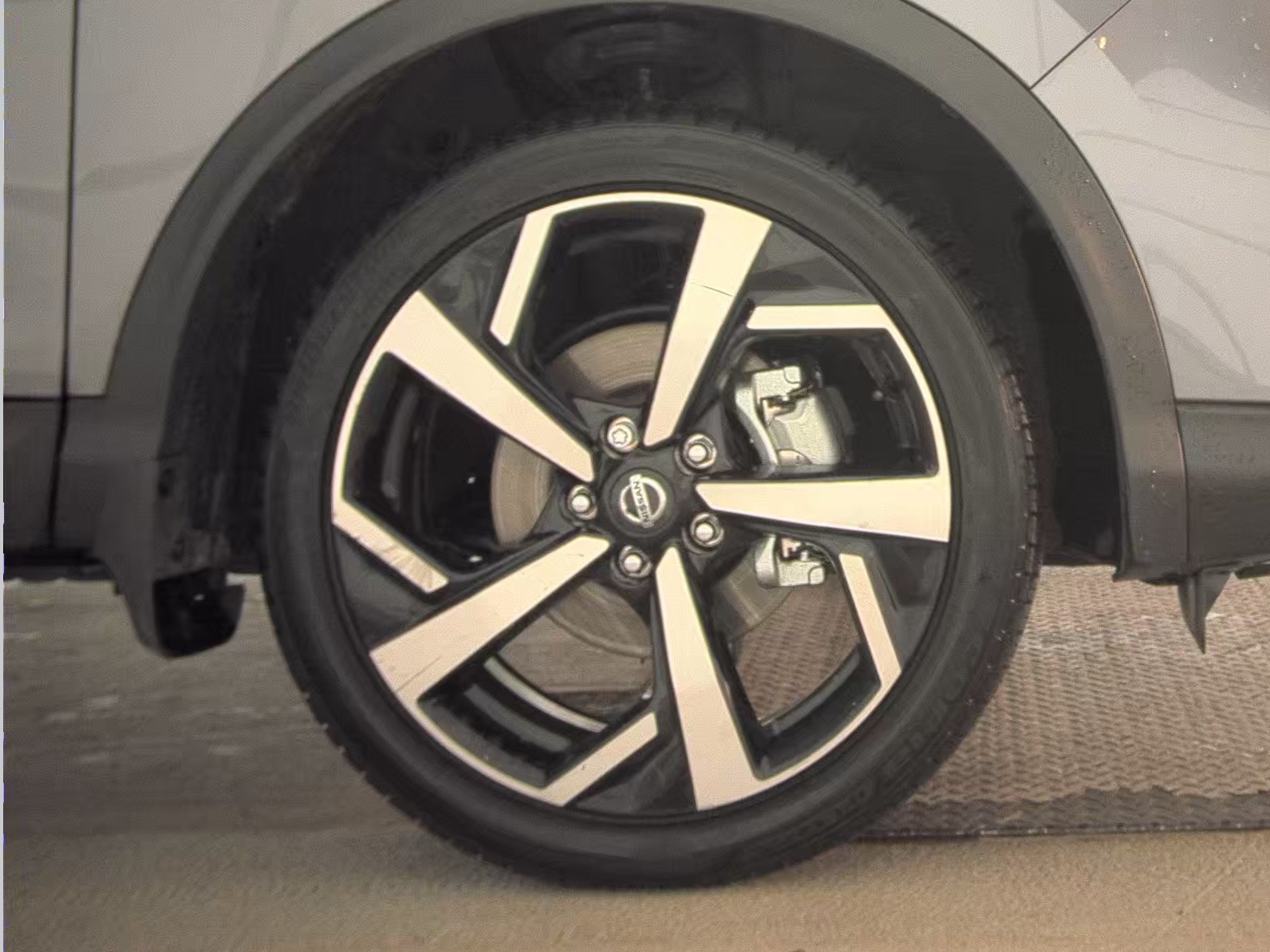 2022 Nissan Rogue Sport SL AWD