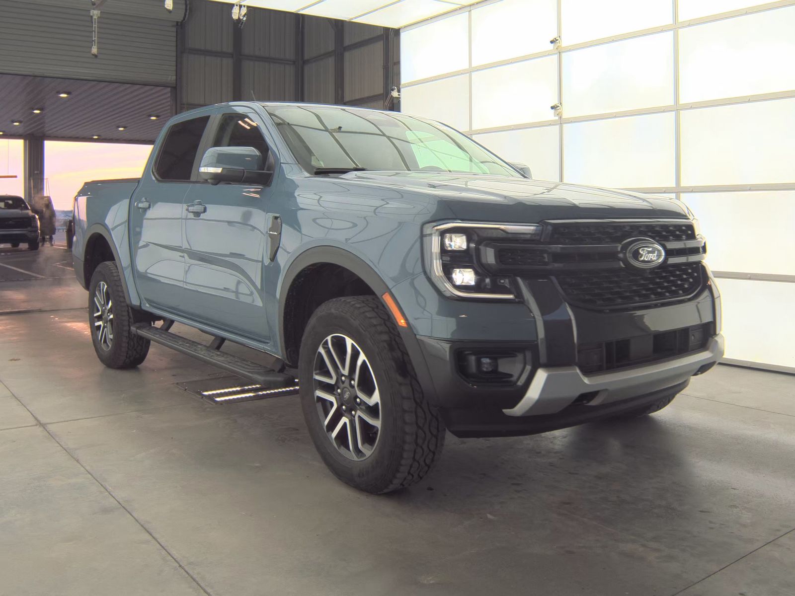 2025 Ford Ranger LARIAT AWD