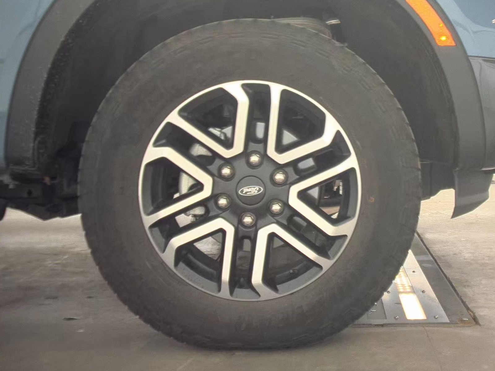 2025 Ford Ranger LARIAT AWD