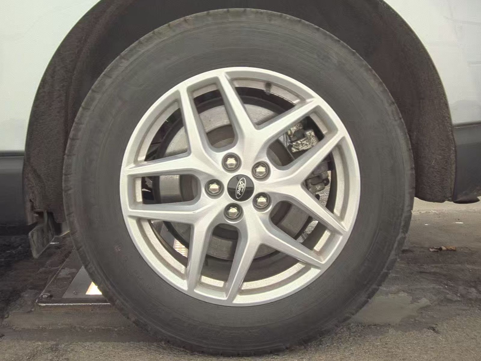 2024 Ford Edge SEL AWD